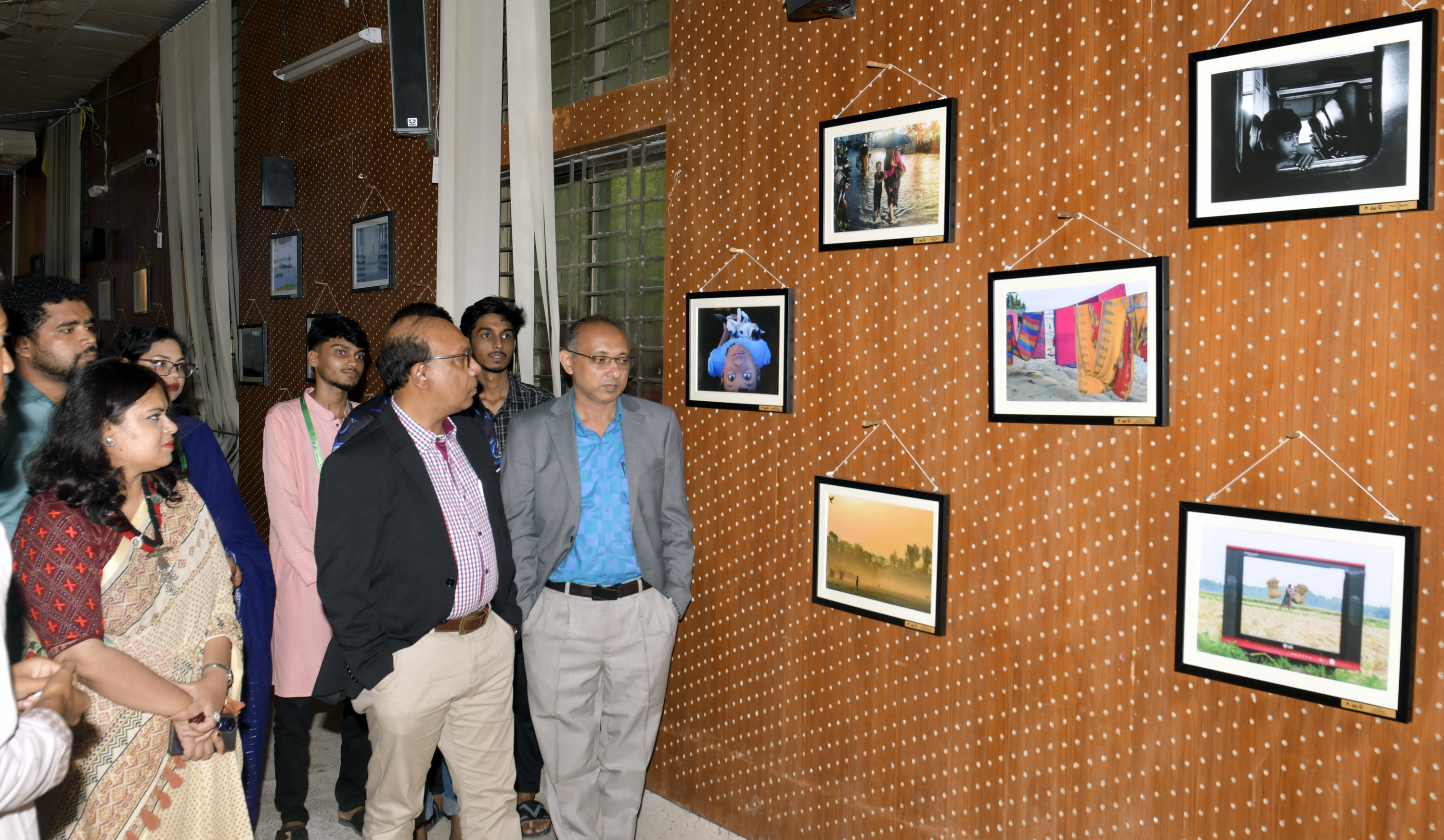 নোবিপ্রবিতে জাতীয় আলোকচিত্র প্রতিযোগিতা ও প্রদর্শনী অনুষ্ঠিত
