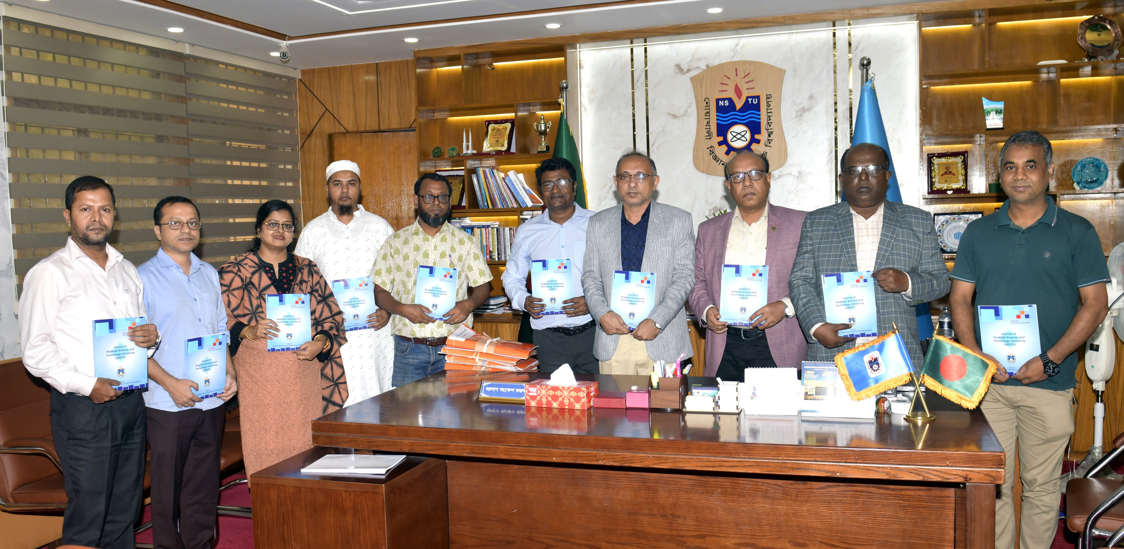 নোবিপ্রবি জার্নালের মোড়ক উন্মোচন করলেন উপাচার্য অধ্যাপক ড. গোলাম রব্বানী