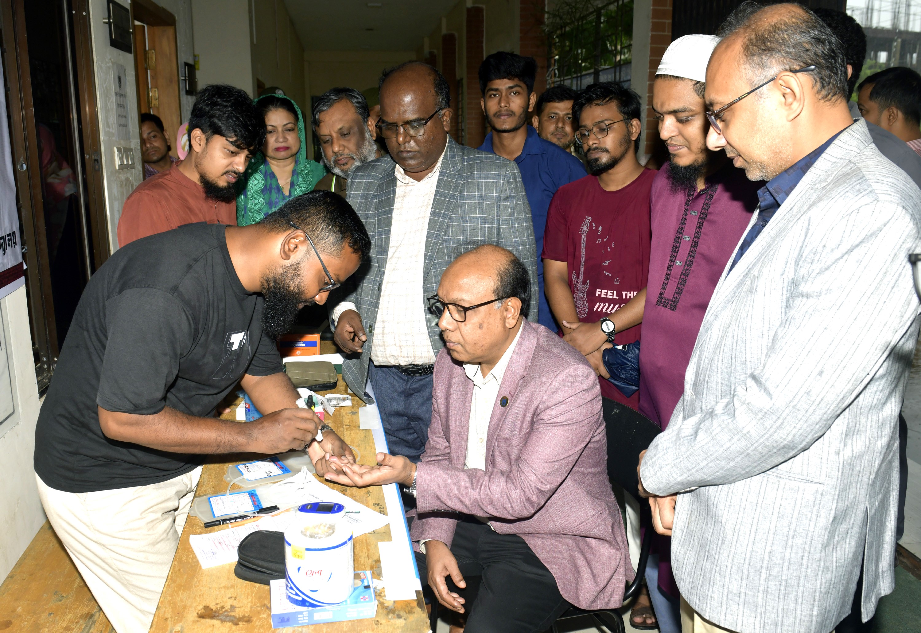 জুলাই গণ-অভ্যুত্থান দিবস উপলক্ষে নোবিপ্রবিতে রক্তদান কর্মসূচি ও চিত্রাঙ্কন প্রতিযোগিতা